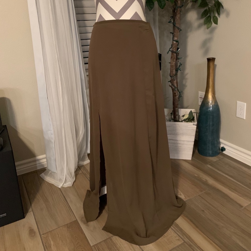 Long Skirt
